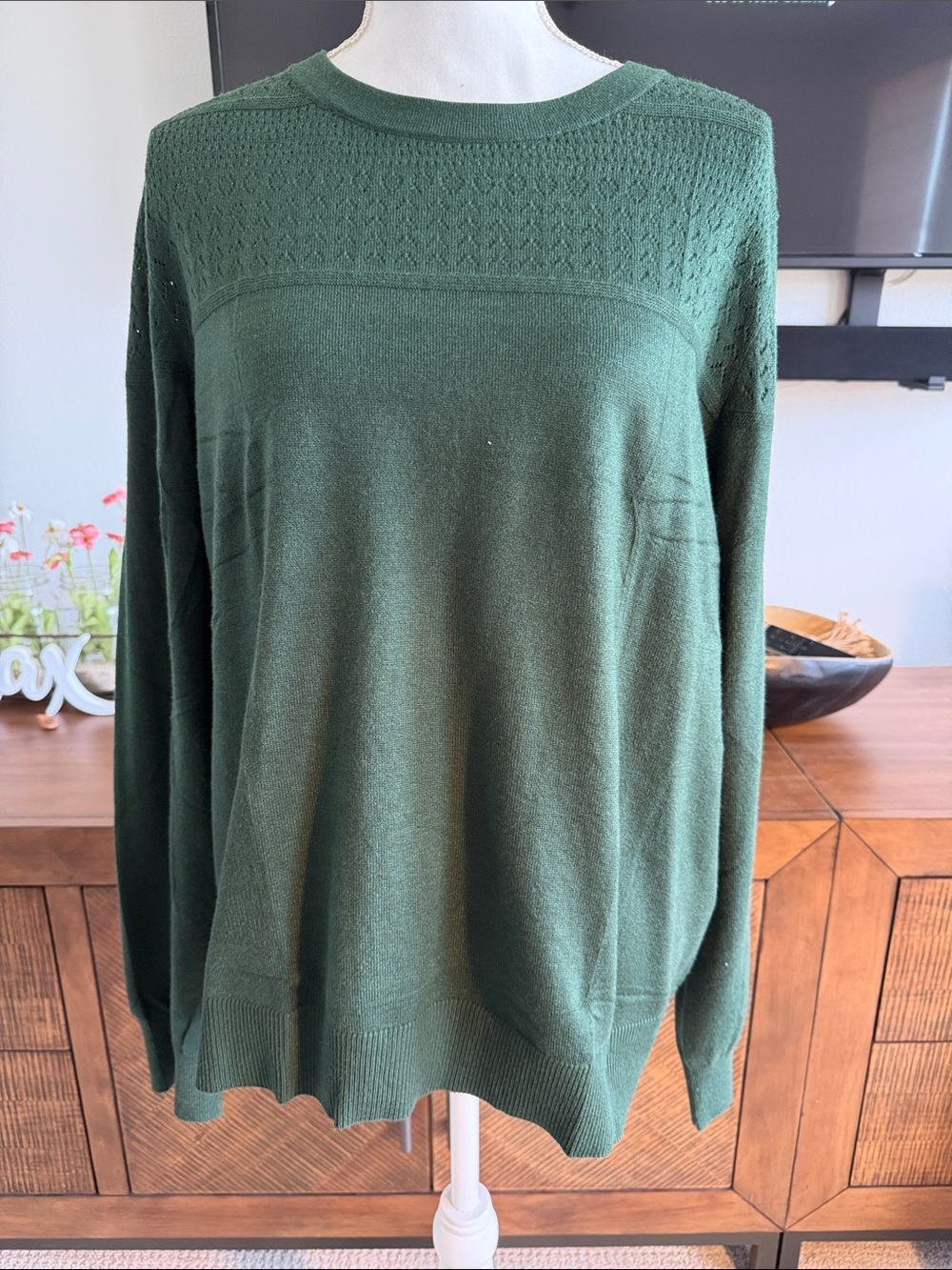 Textured Yoke Crewneck Sweater in Deep Green